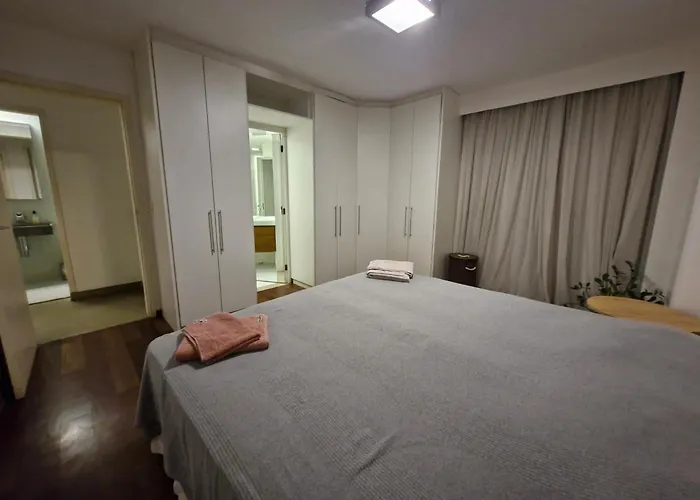Apartamento No Leblon! Broad, Illuminated, Close To Everything! Rio de Janeiro